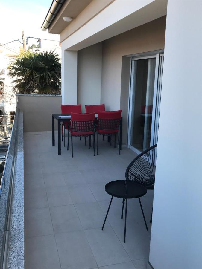 Apartments Jelka Banjol Luaran gambar