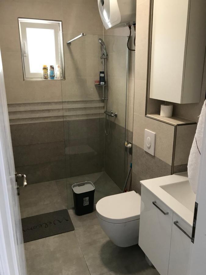 Apartments Jelka Banjol Luaran gambar