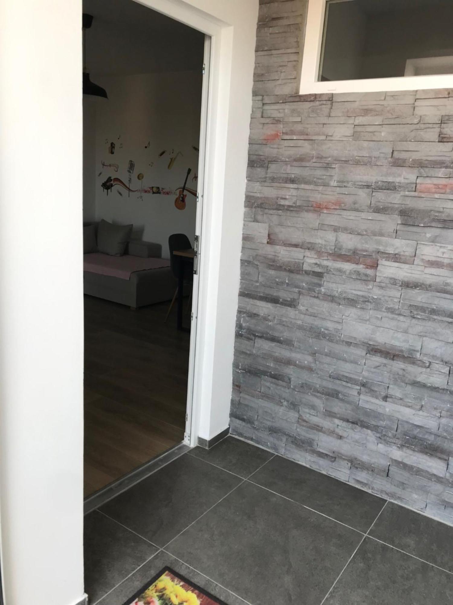 Apartments Jelka Banjol Luaran gambar