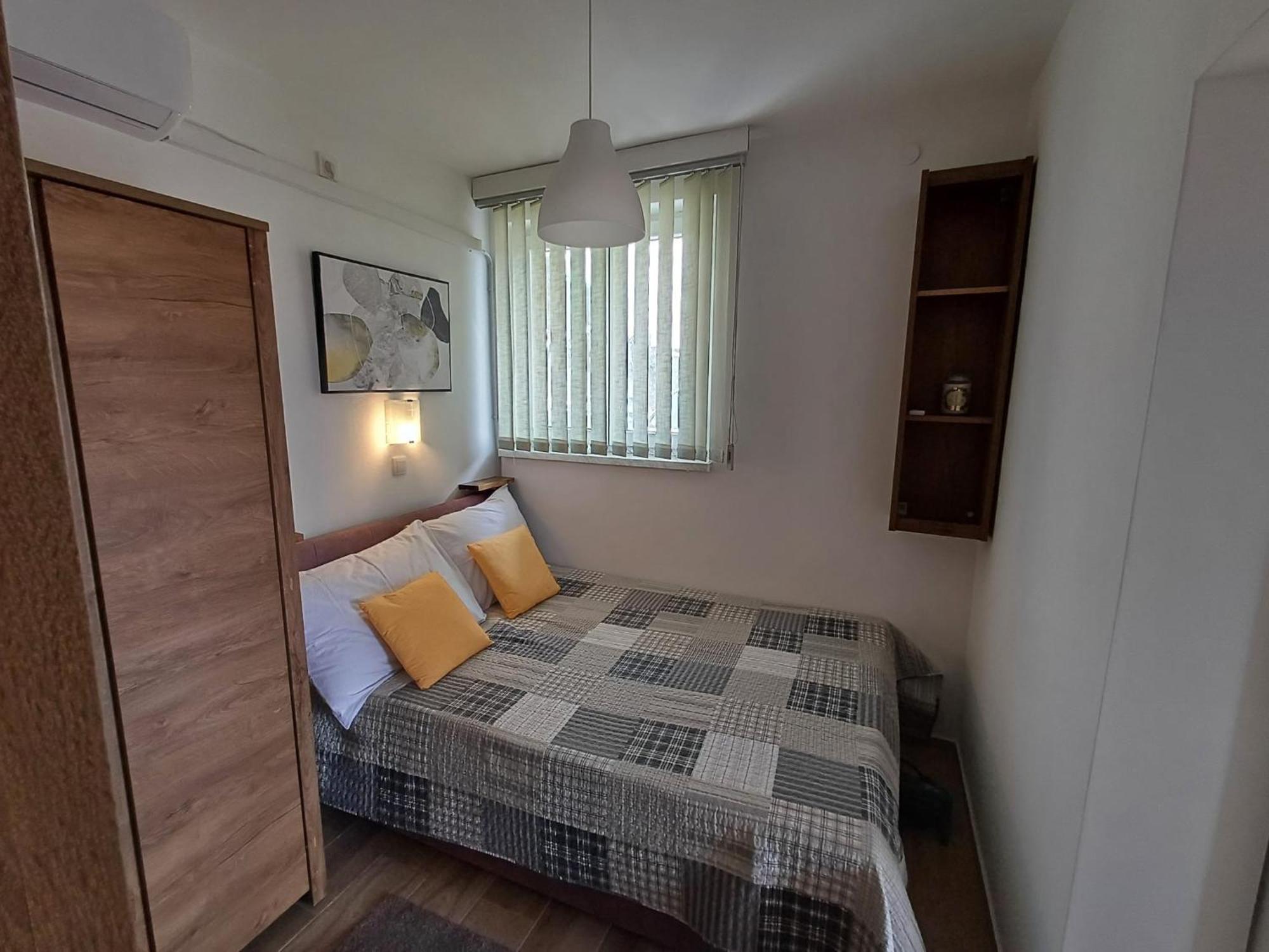 Apartments Jelka Banjol Luaran gambar