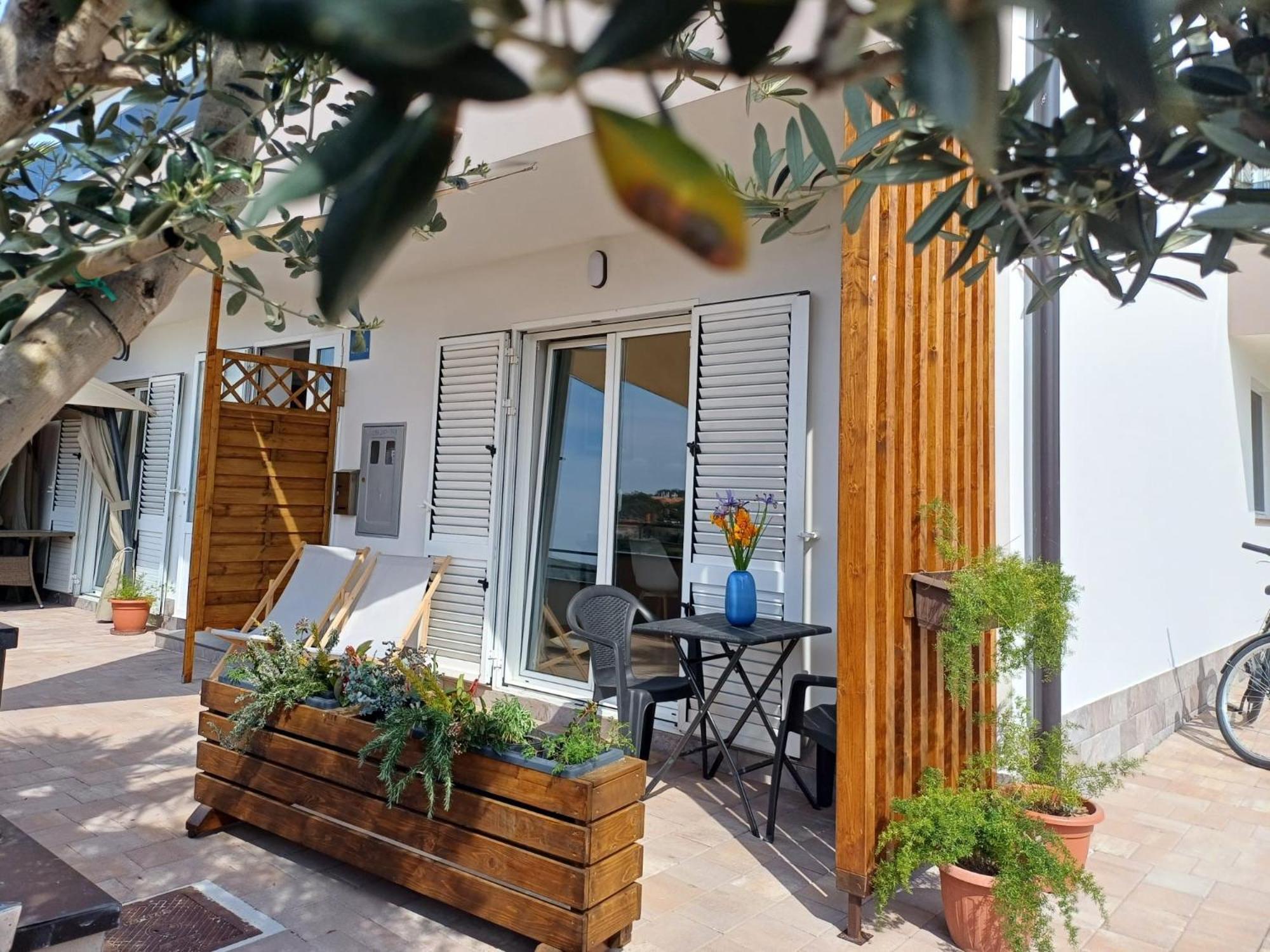 Apartments Jelka Banjol Luaran gambar
